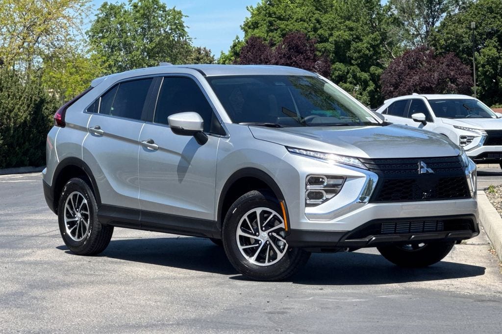 2026 Mitsubishi Eclipse Cross ES S-AWC's photo