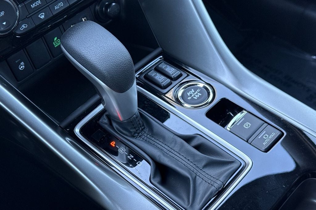 2026 Mitsubishi Eclipse Cross Black Edition - Photo 21