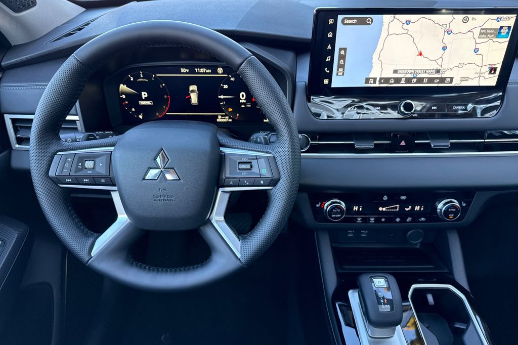 2026 Mitsubishi Outlander SE - Photo 14