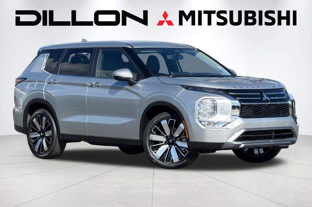 2026 Mitsubishi Outlander SE S-AWC's photo