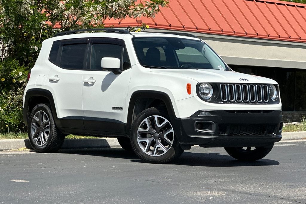 Used 2017 Jeep Renegade Latitude SUV