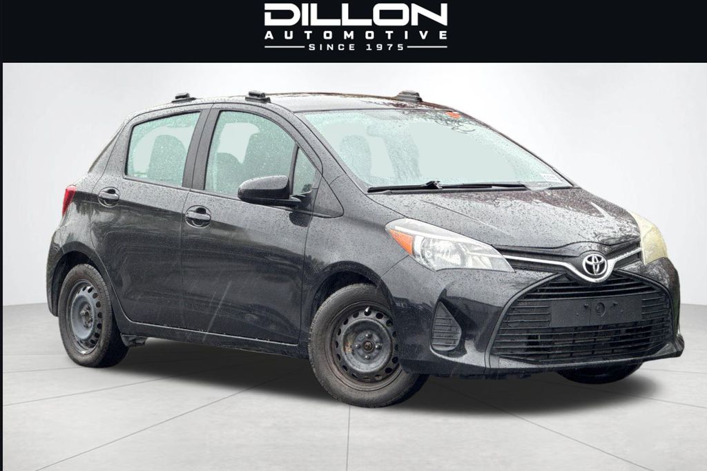 2015 Toyota Yaris L 5-Door Liftback AT's photo