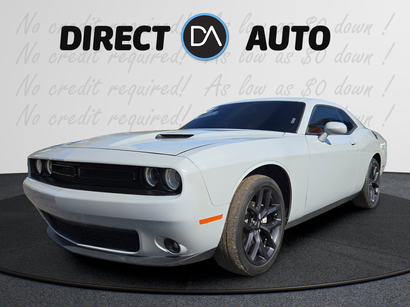 2022 Dodge Challenger SXT's photo