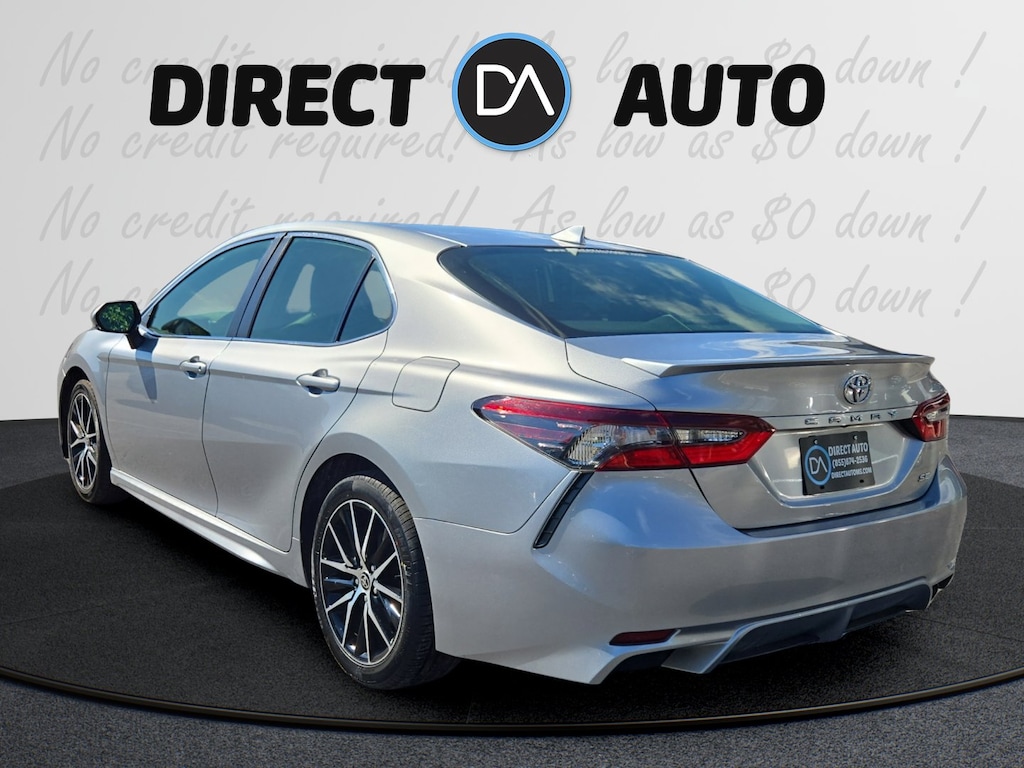 Used 2023 Toyota Camry SE Sedan