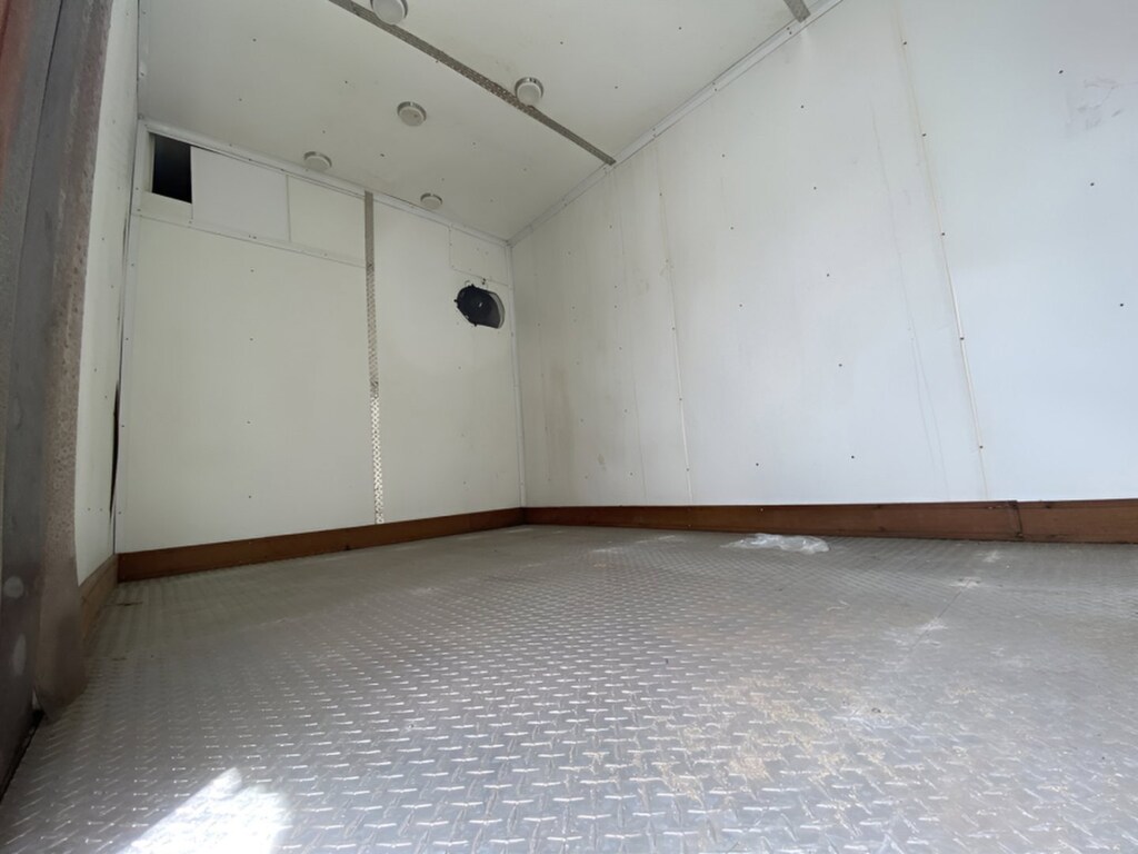 Used 1998 Freightliner FI70 Refridgerated BOX