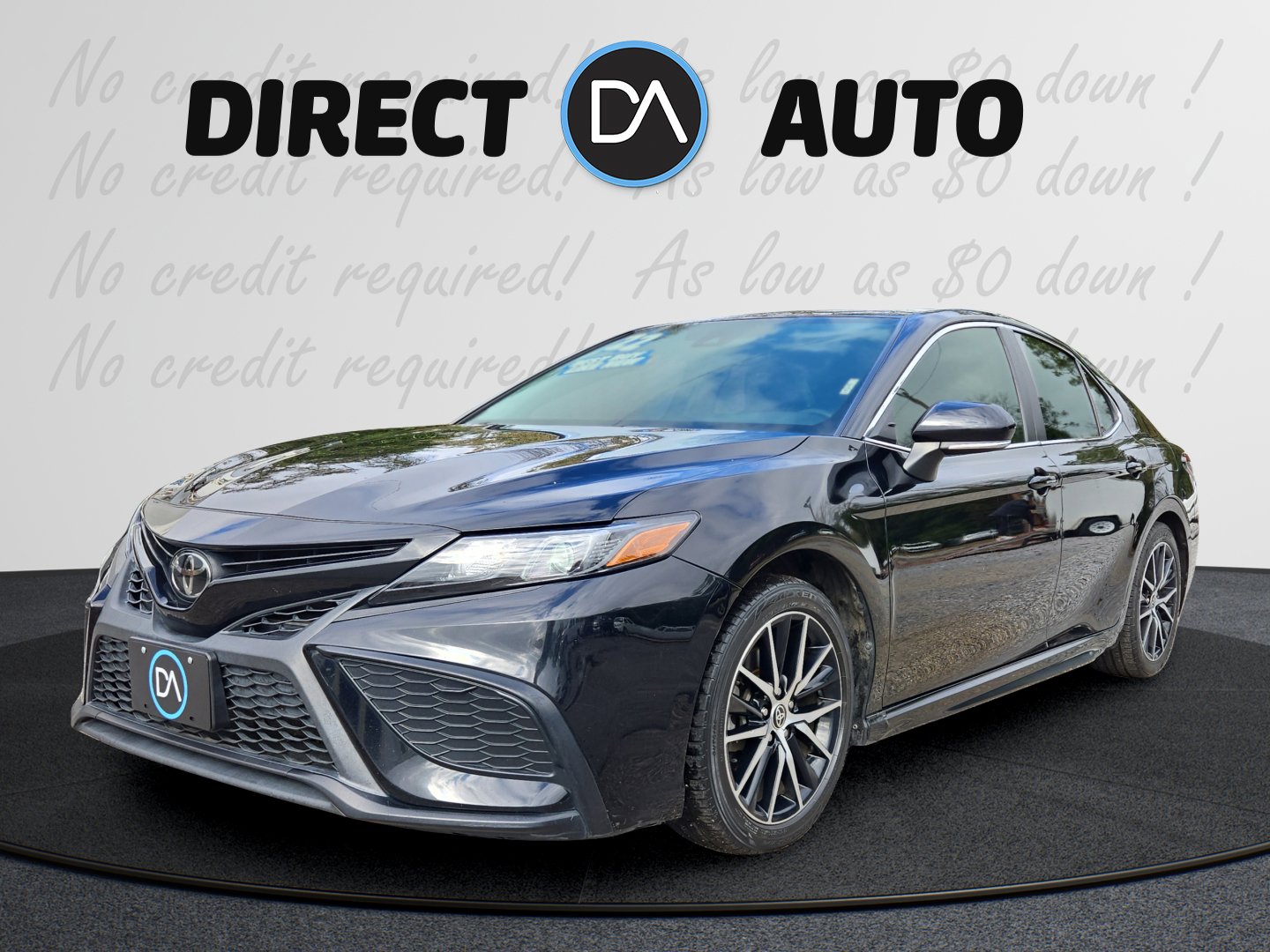 2022 Toyota Camry SE's photo