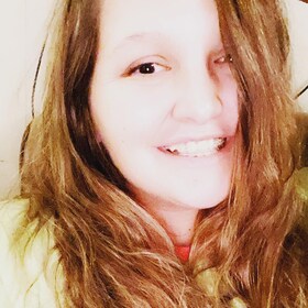 Staff member Ashley Thrash from ID_72e6bd0e9d1e