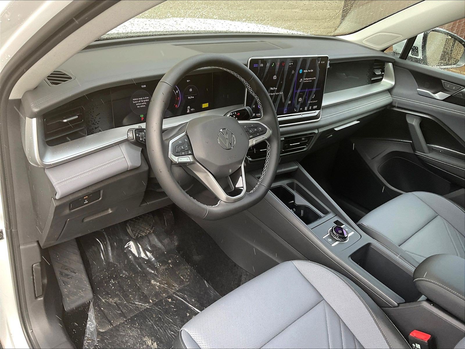 2026 Volkswagen Tiguan SE - Photo 6