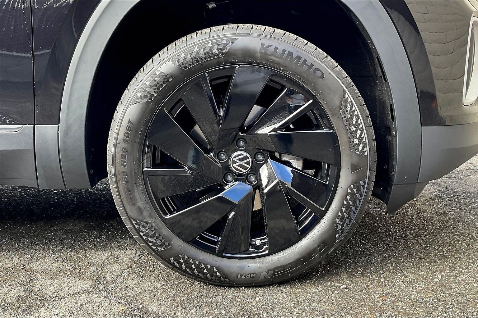 2026 Volkswagen Atlas SE w/Tech - Photo 10
