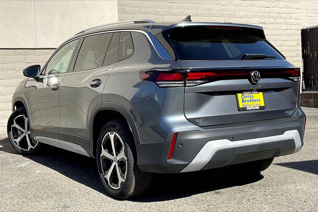 New 2026 Volkswagen Tiguan SE 2.0T SE 4MOTION