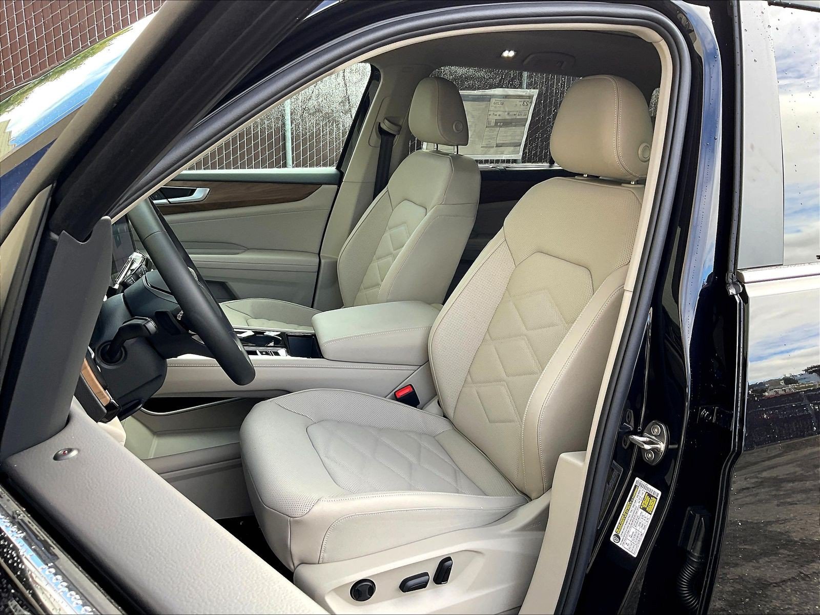 2026 Volkswagen Atlas SE w/Tech - Photo 8