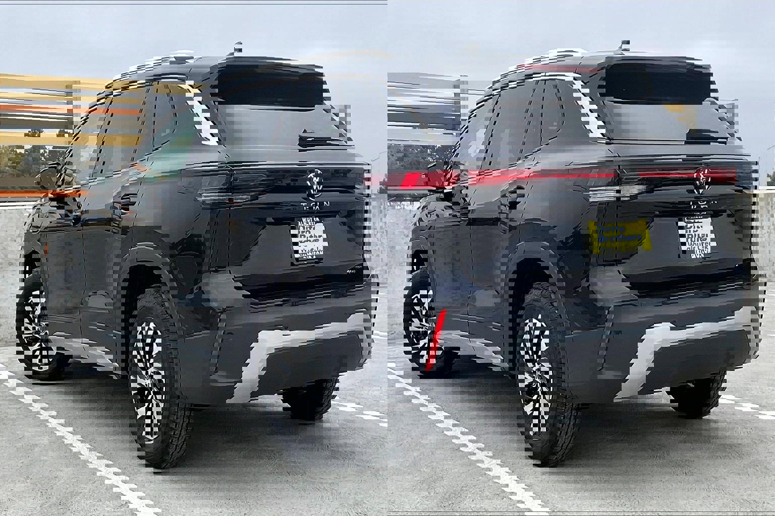 2026 Volkswagen Tiguan S photo 2