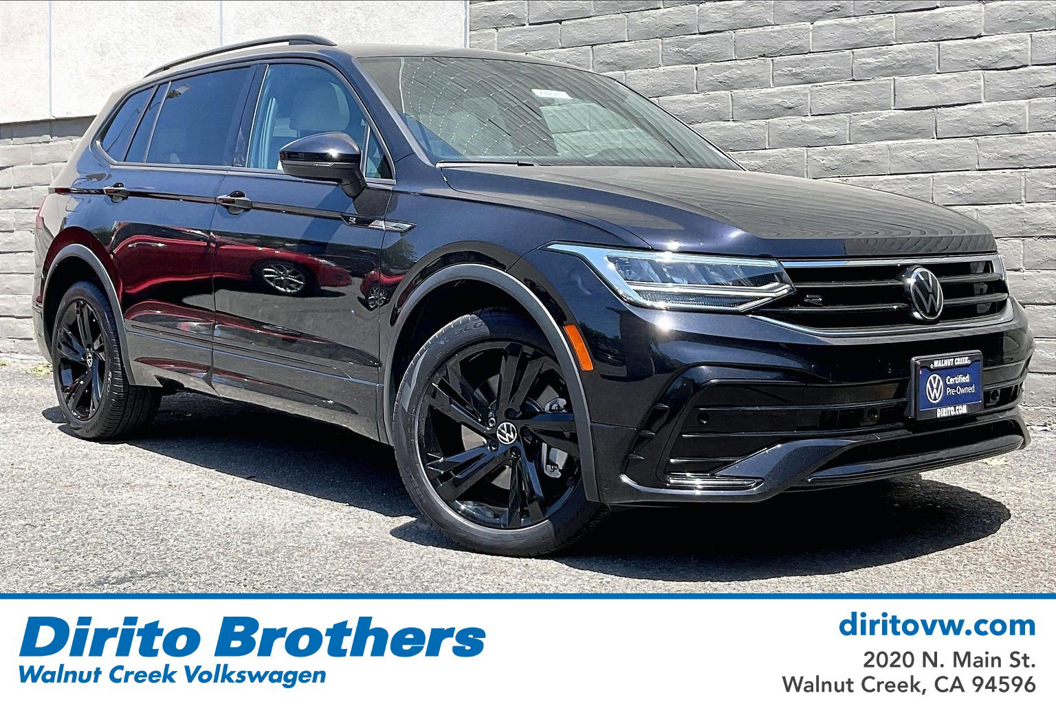 2023 Volkswagen Tiguan 2.0T SE R-Line Black's photo