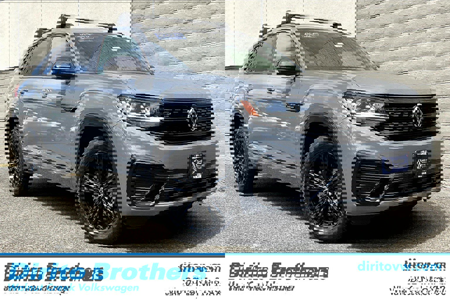 2022 Volkswagen Atlas Cross Sport SEL R-Line Black's photo