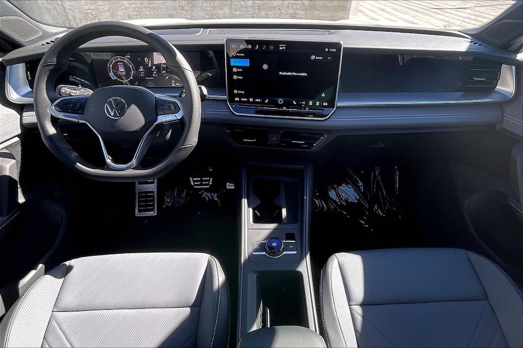 New 2026 Volkswagen Tiguan 2.0T SE R-Line Black SUV