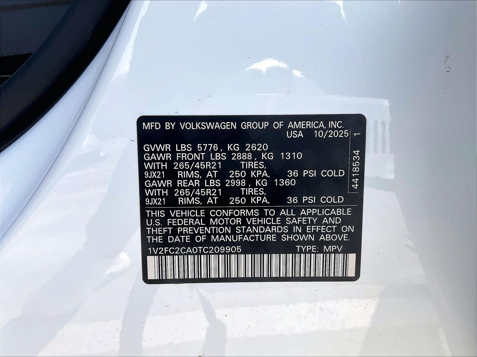 2026 Volkswagen Atlas Cross Sport SEL Premium R-LINE - Photo 11
