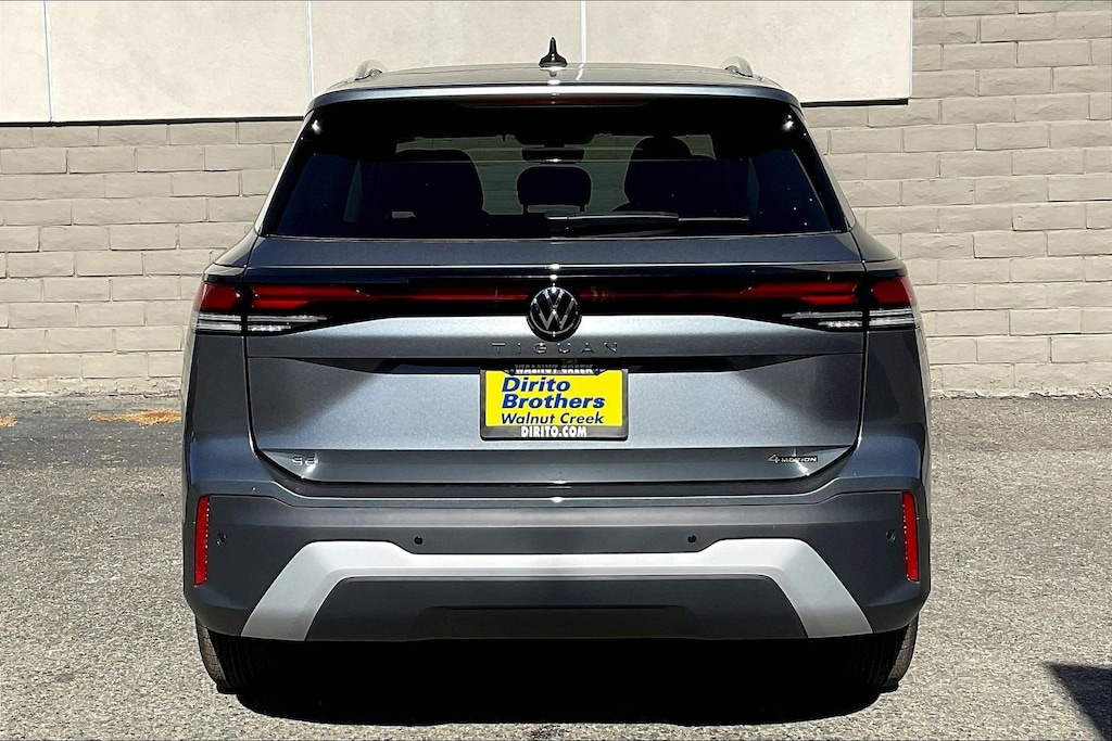 New 2026 Volkswagen Tiguan SE 2.0T SE 4MOTION