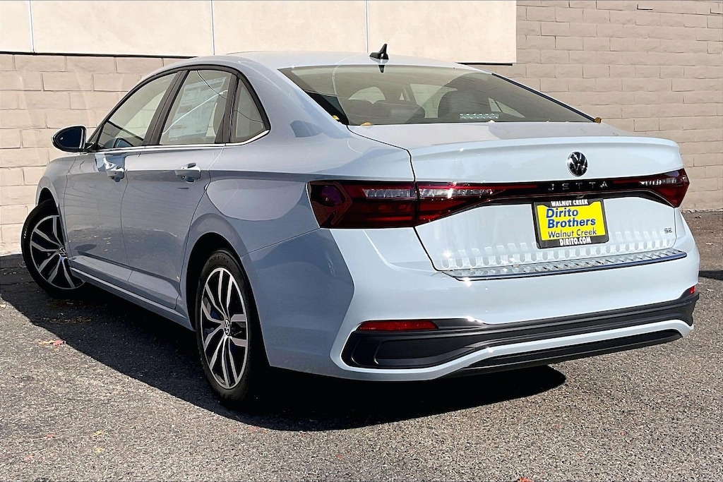 New 2026 Volkswagen Jetta 1.5T SE Sedan