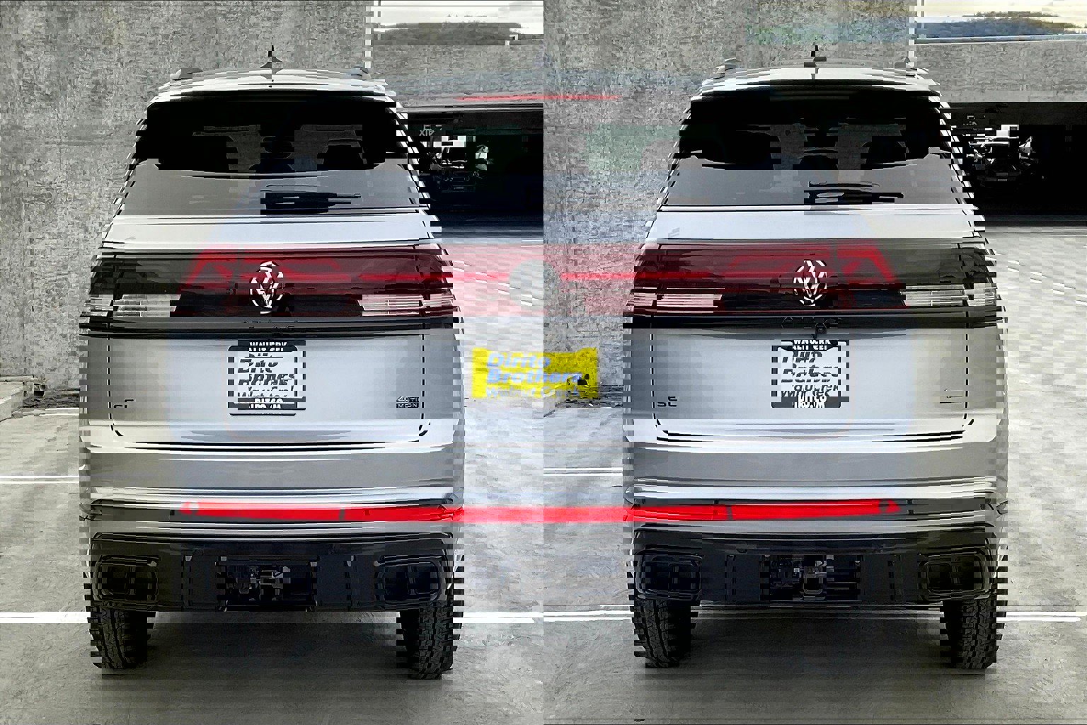 2025 Volkswagen Atlas Cross Sport SEL R-Line photo 3