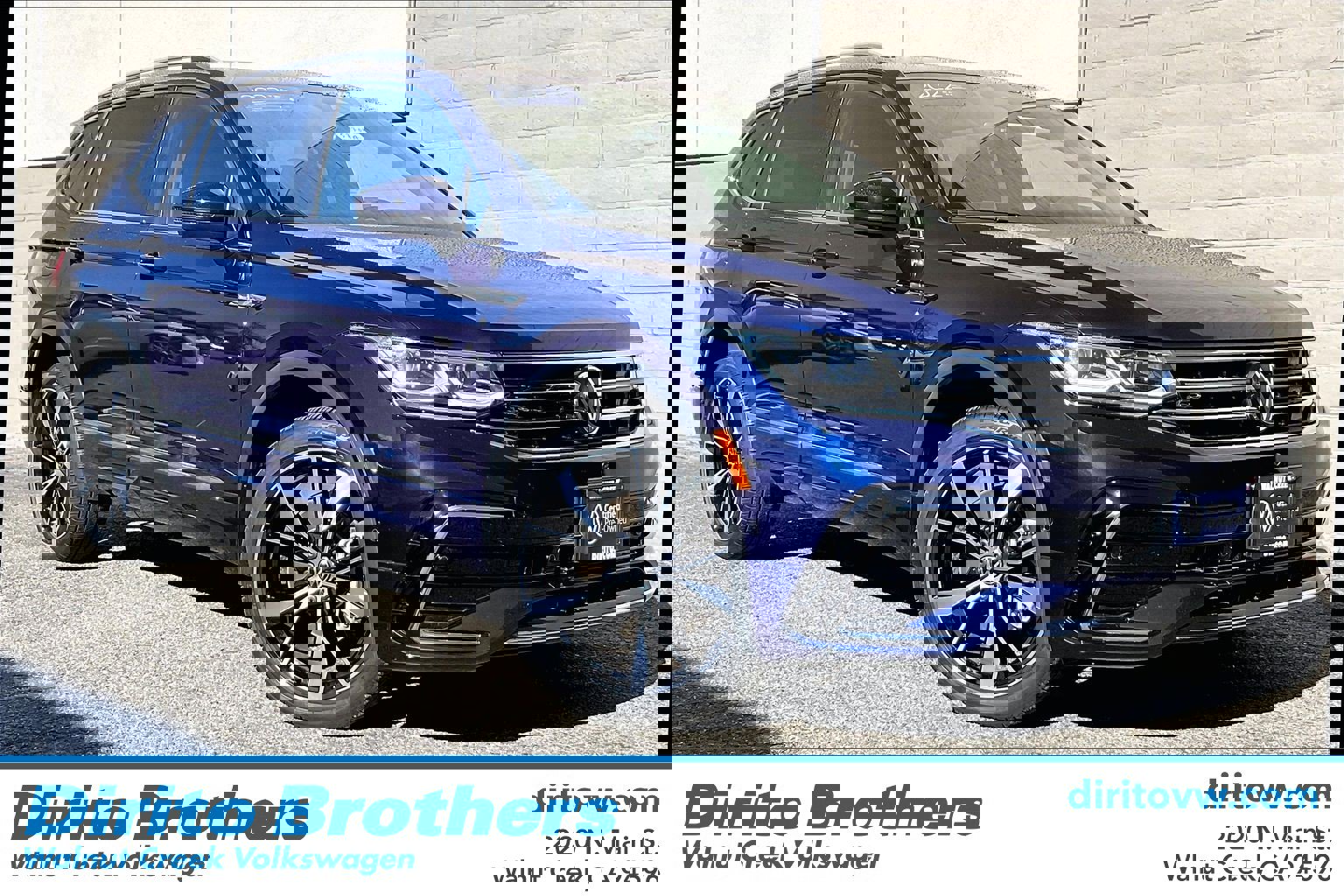 2022 Volkswagen Tiguan SEL R-LINE's photo