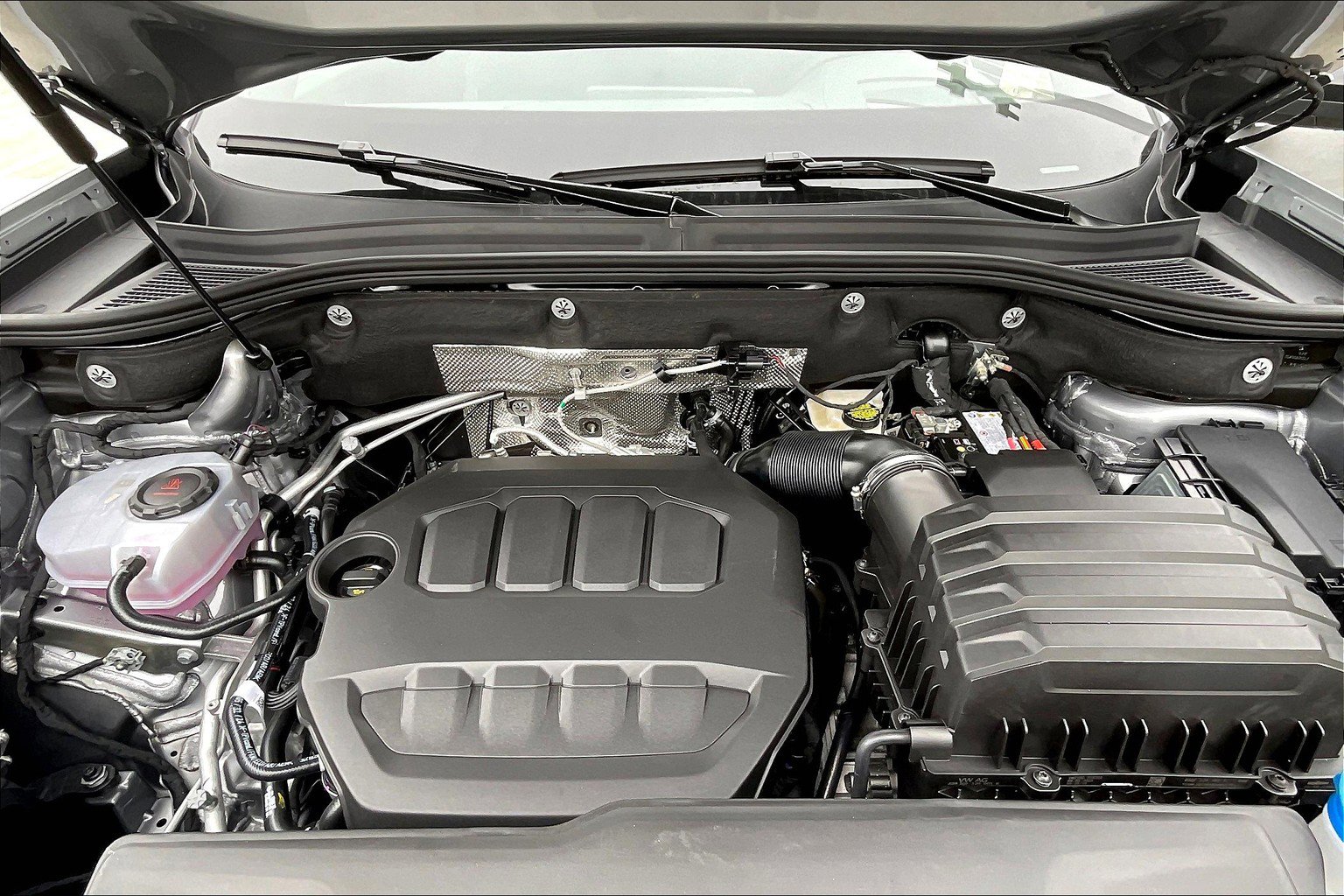 2025 Volkswagen Atlas Cross Sport SEL R-LINE - Photo 9