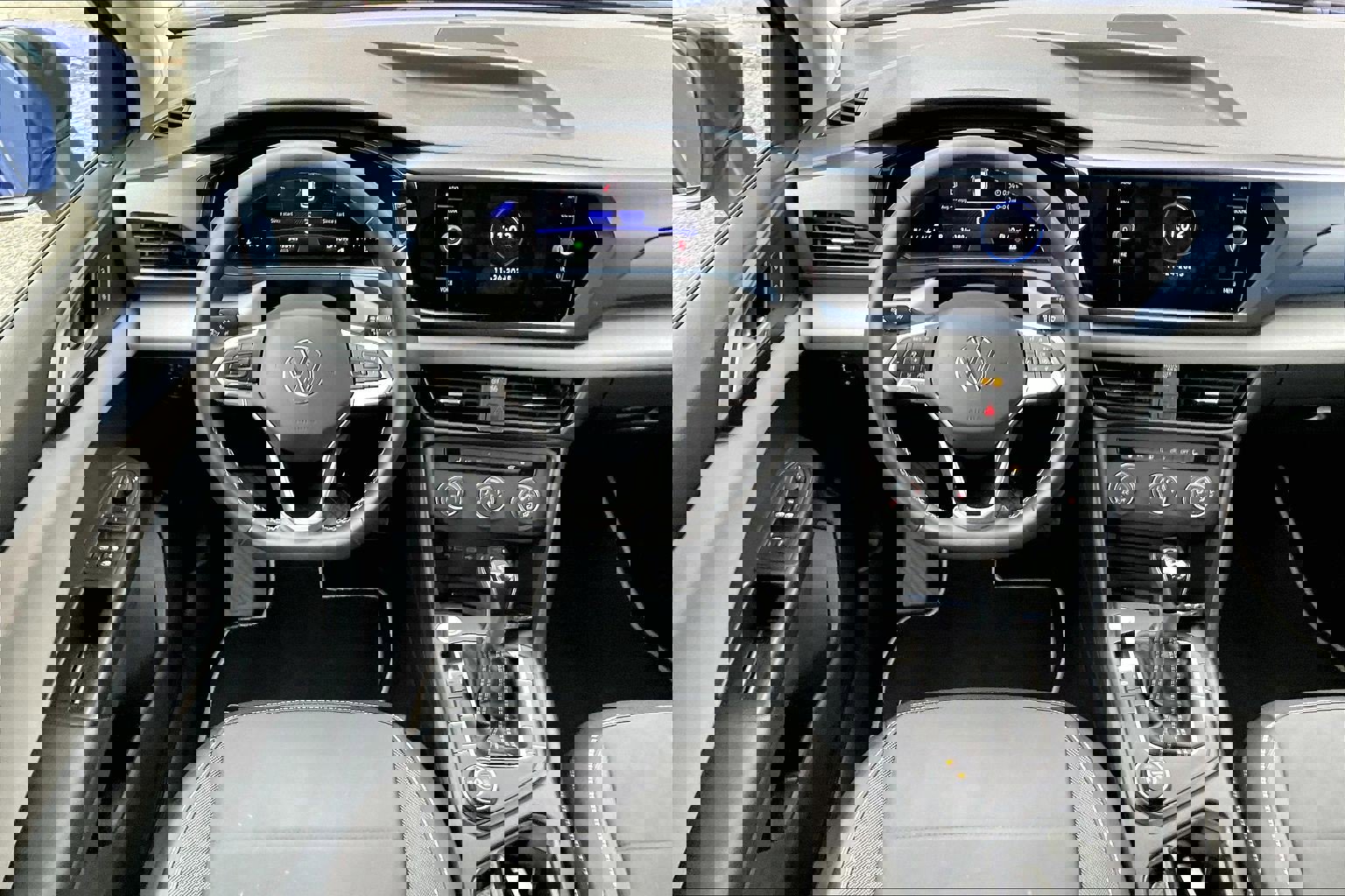 2022 Volkswagen Taos SE photo 4