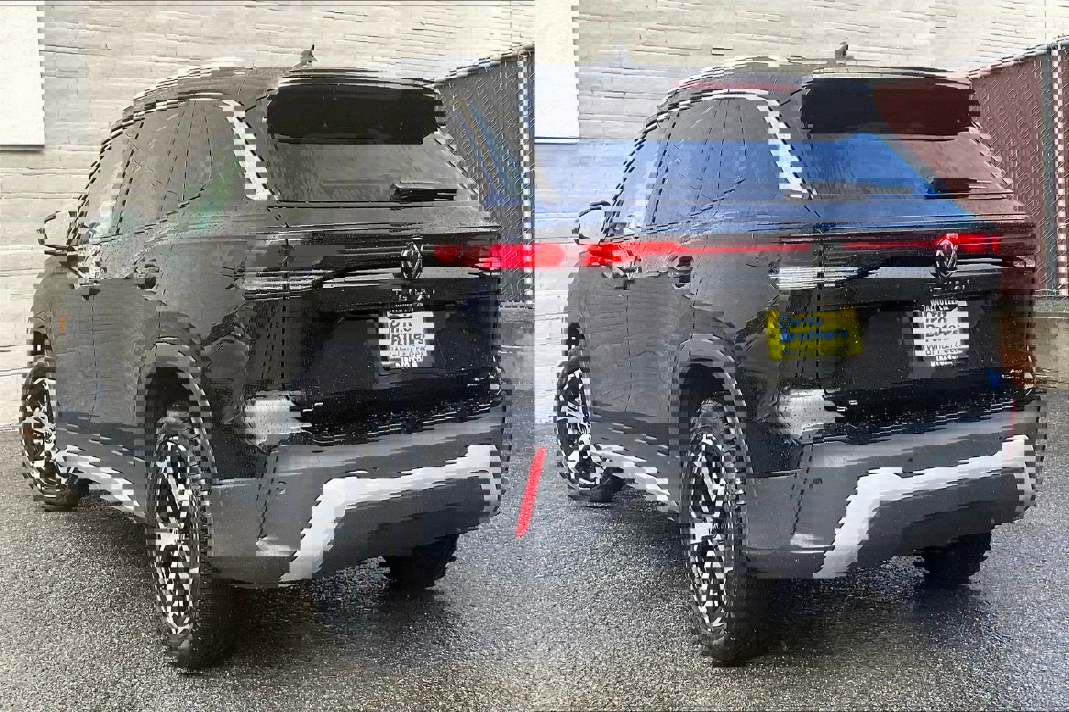 2026 Volkswagen Tiguan SE photo 2