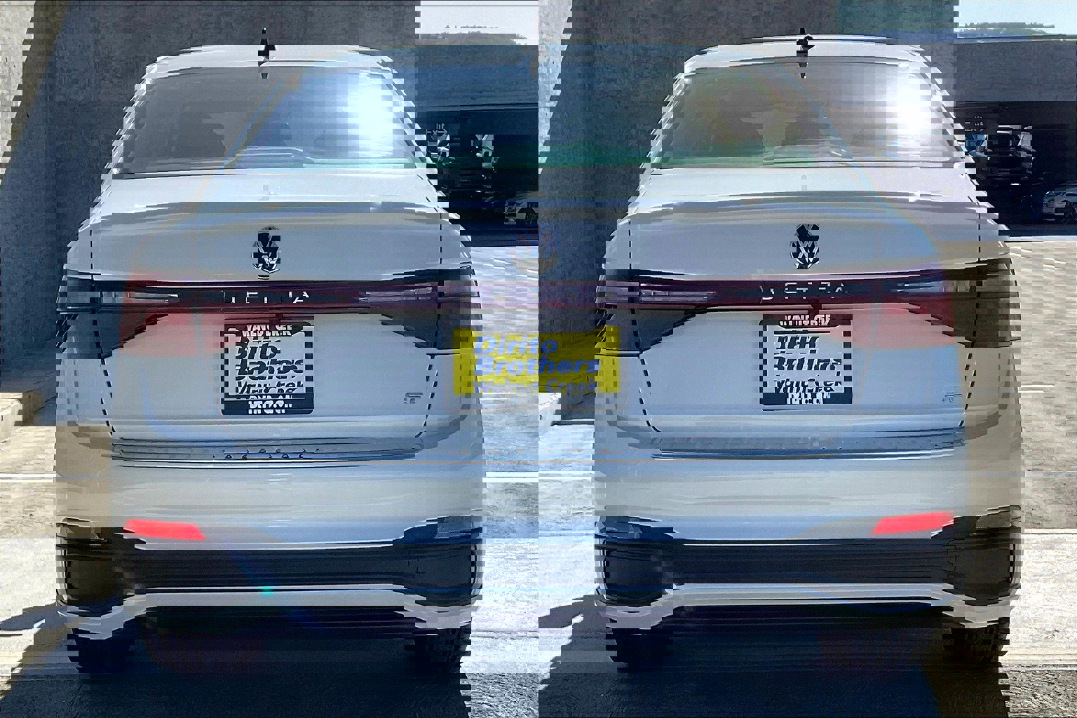 2025 Volkswagen Jetta 1.5T SE photo 3