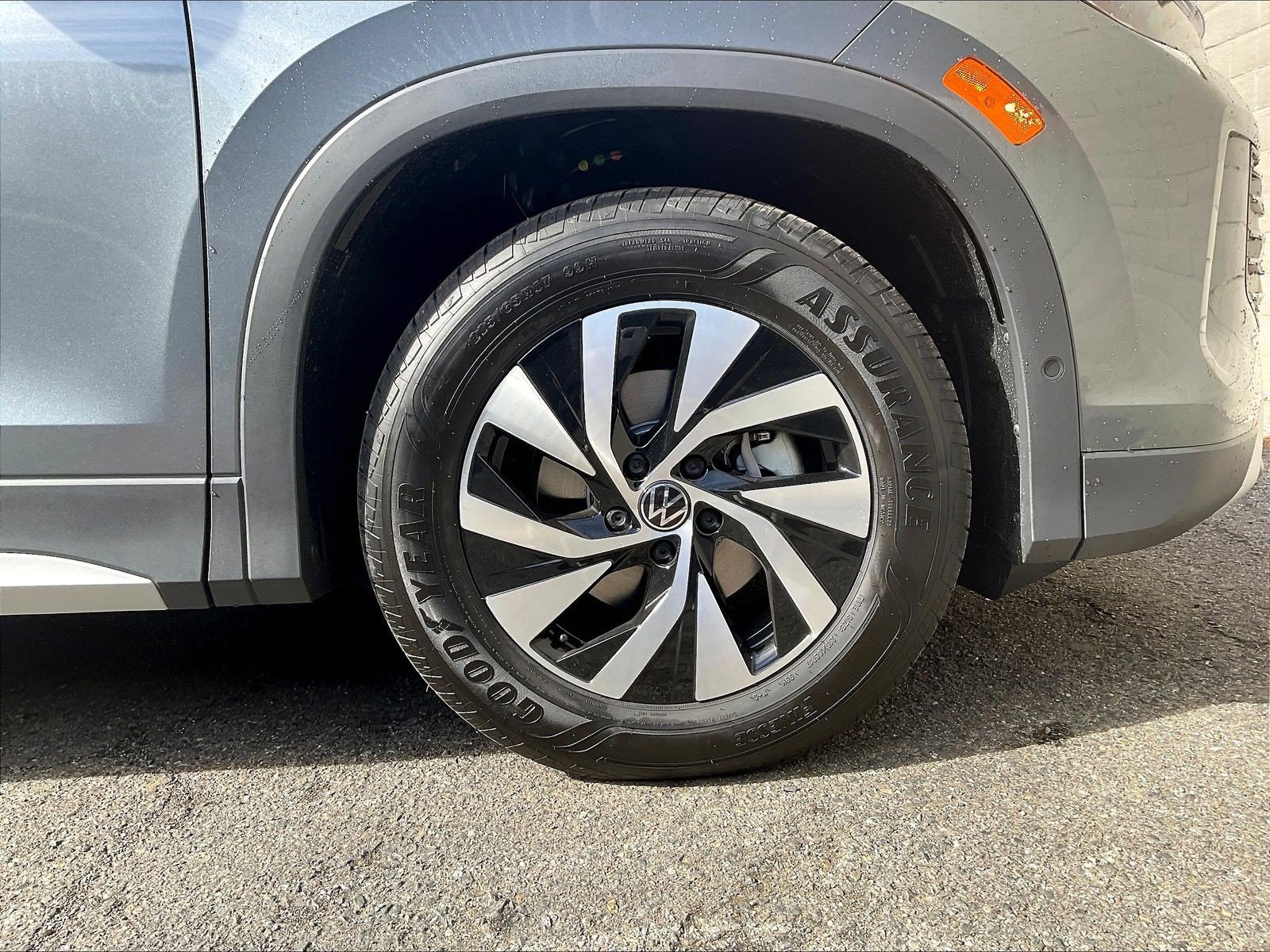 2026 Volkswagen Tiguan S - Photo 10
