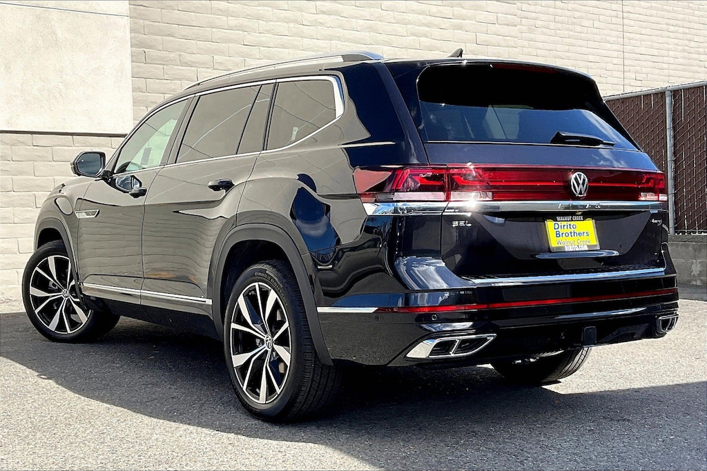 New 2026 Volkswagen Atlas 2.0T SEL Premium R-Line SUV