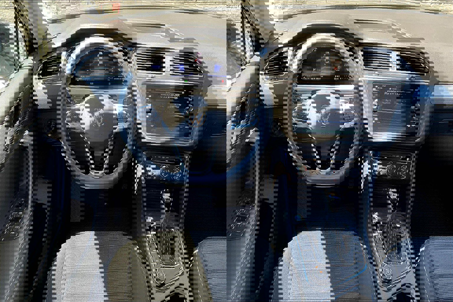 2024 Volkswagen Tiguan S photo 4