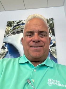 Staff member David Dirito from ID_24801fd17dc4