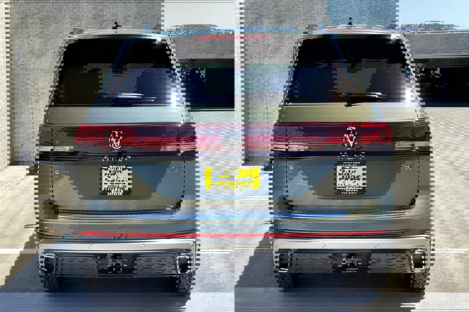 2026 Volkswagen Atlas Peak Edition SE photo 3