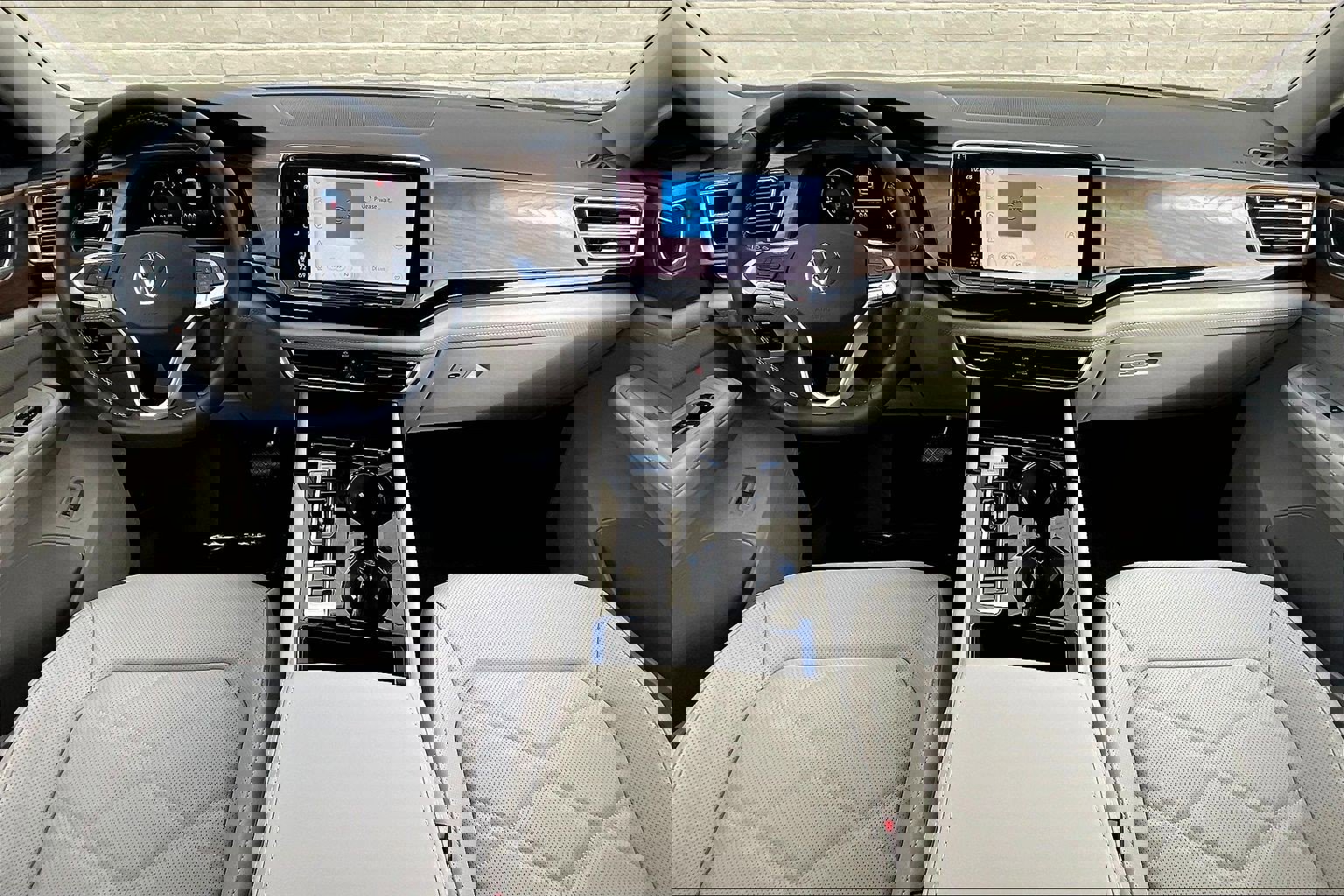 2026 Volkswagen Atlas SE Technology photo 4