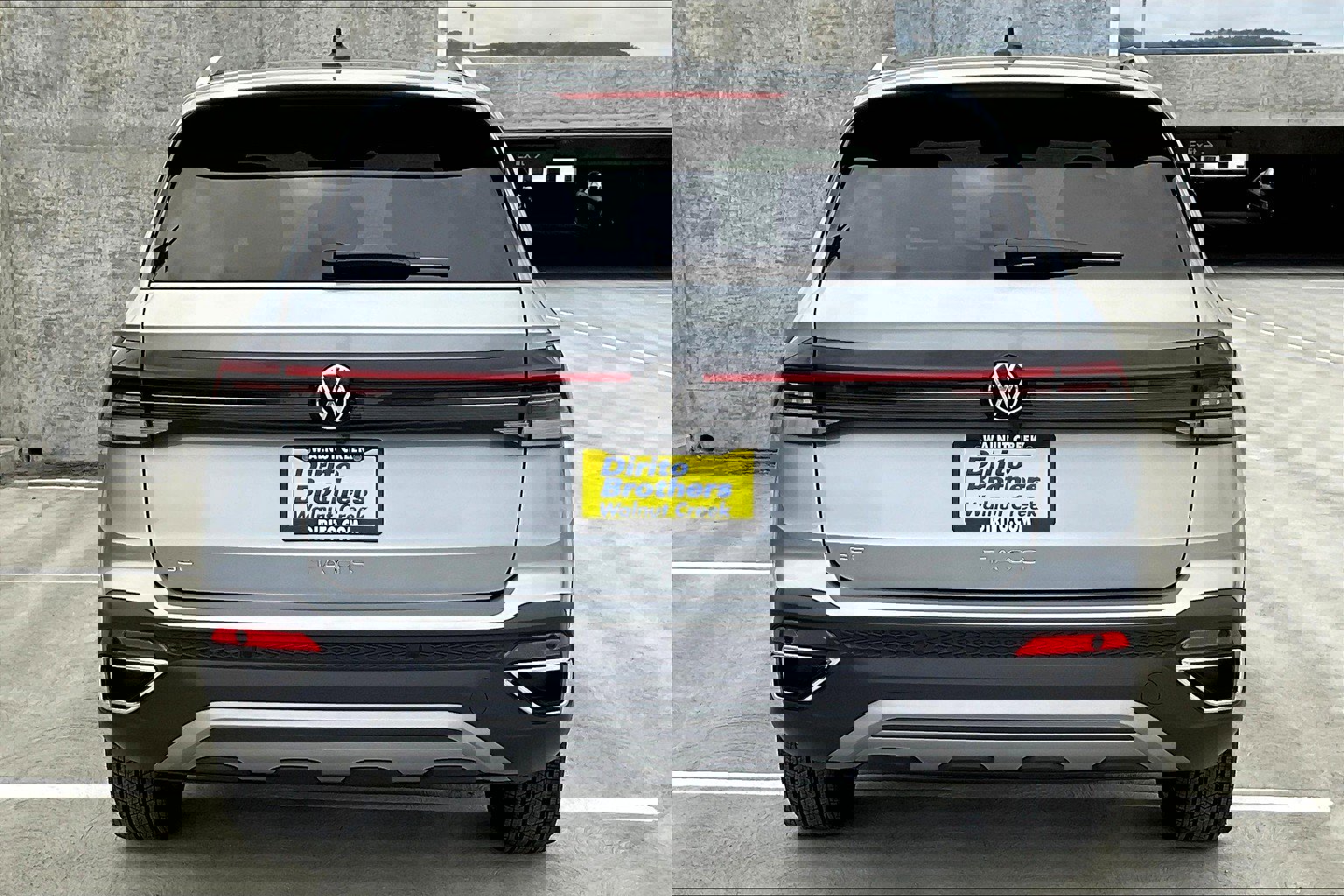2025 Volkswagen Taos SE photo 3