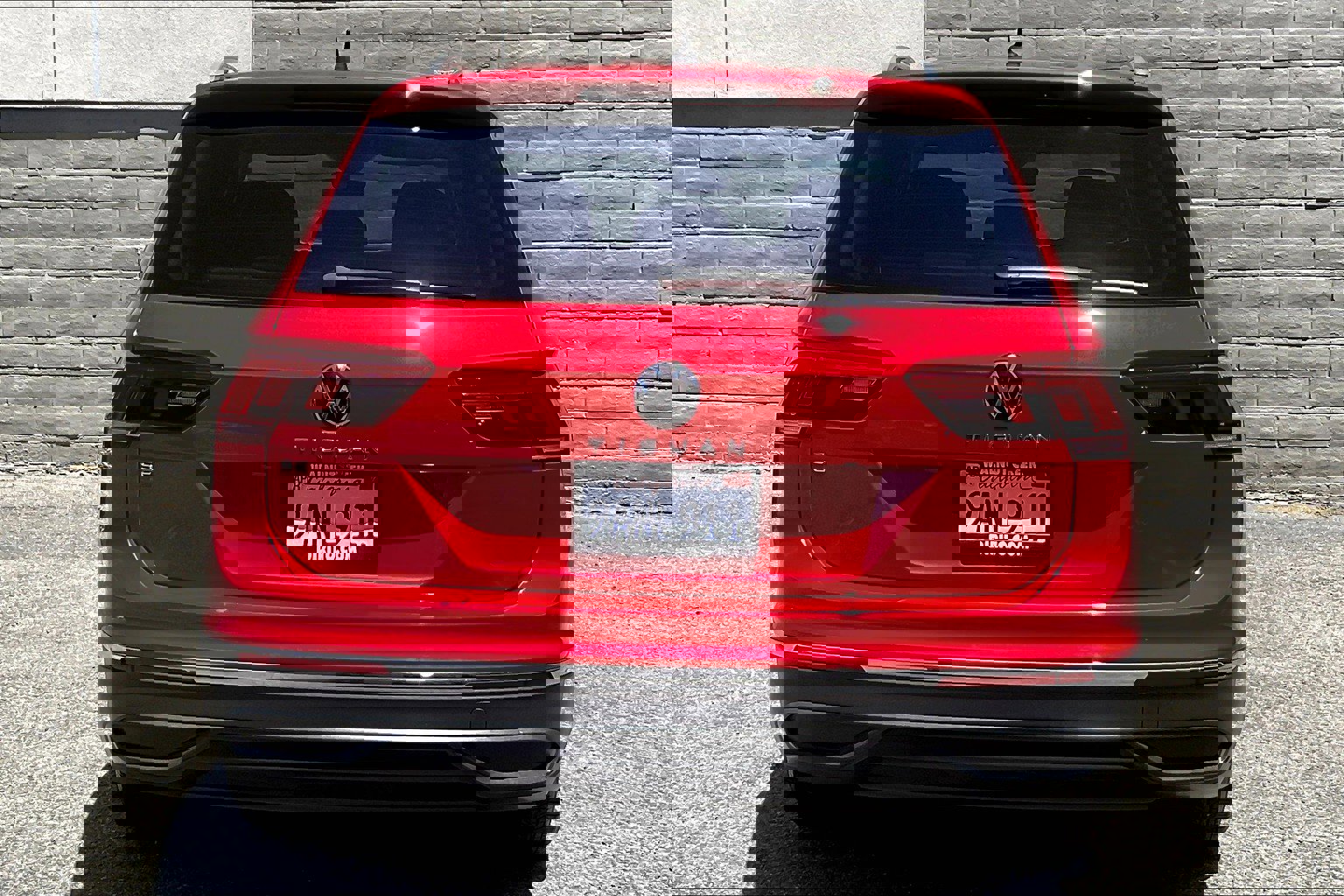 2022 Volkswagen Tiguan SE photo 3
