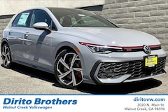 2025 Volkswagen Golf GTI 2.0T SE Hatchback