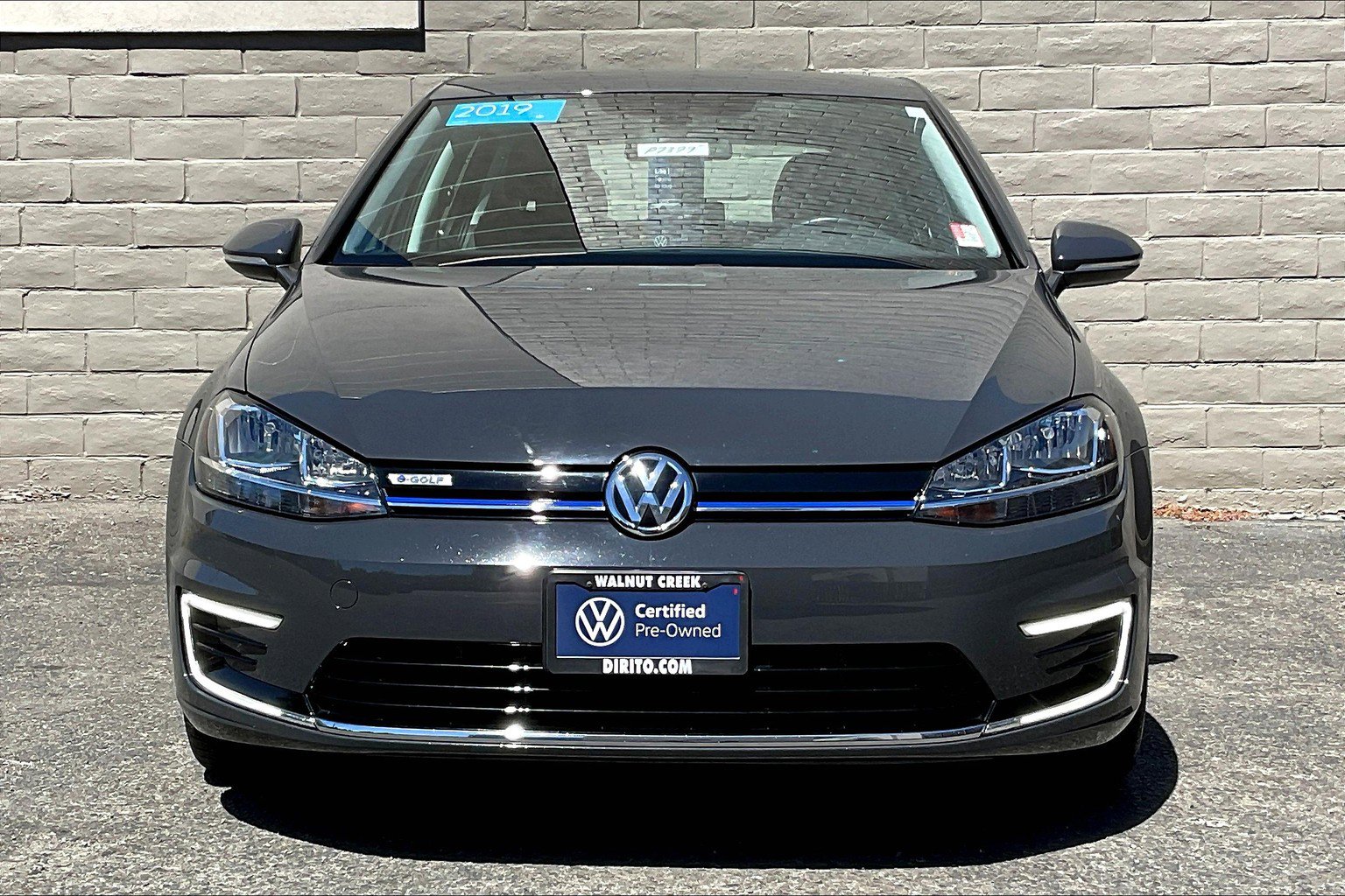 Certified 2019 Volkswagen e-Golf e-Golf SE with VIN WVWKR7AU7KW918921 for sale in Walnut Creek, CA