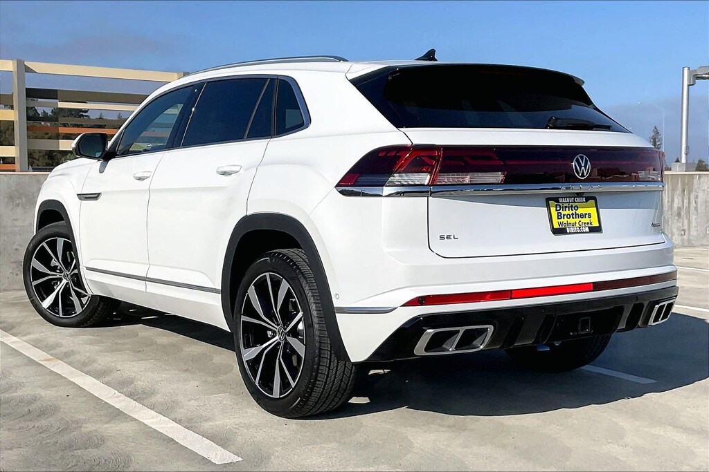 New 2026 Volkswagen Atlas Cross Sport 2.0T SEL Premium R-Line SUV