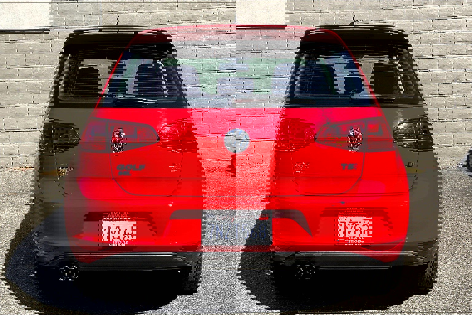 2016 Volkswagen Golf Base TDI SEL photo 2