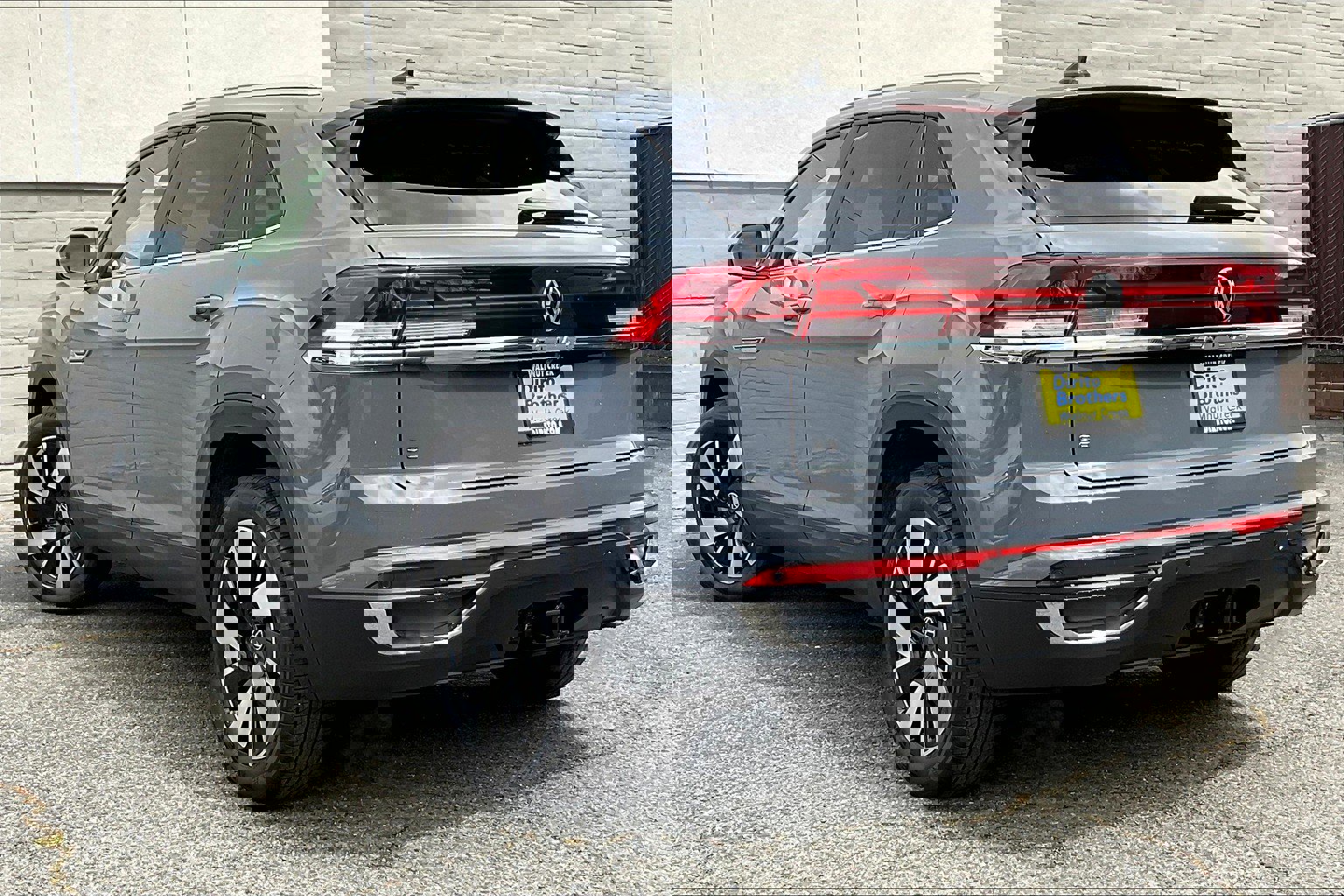2025 Volkswagen Atlas Cross Sport SE Technology photo 2