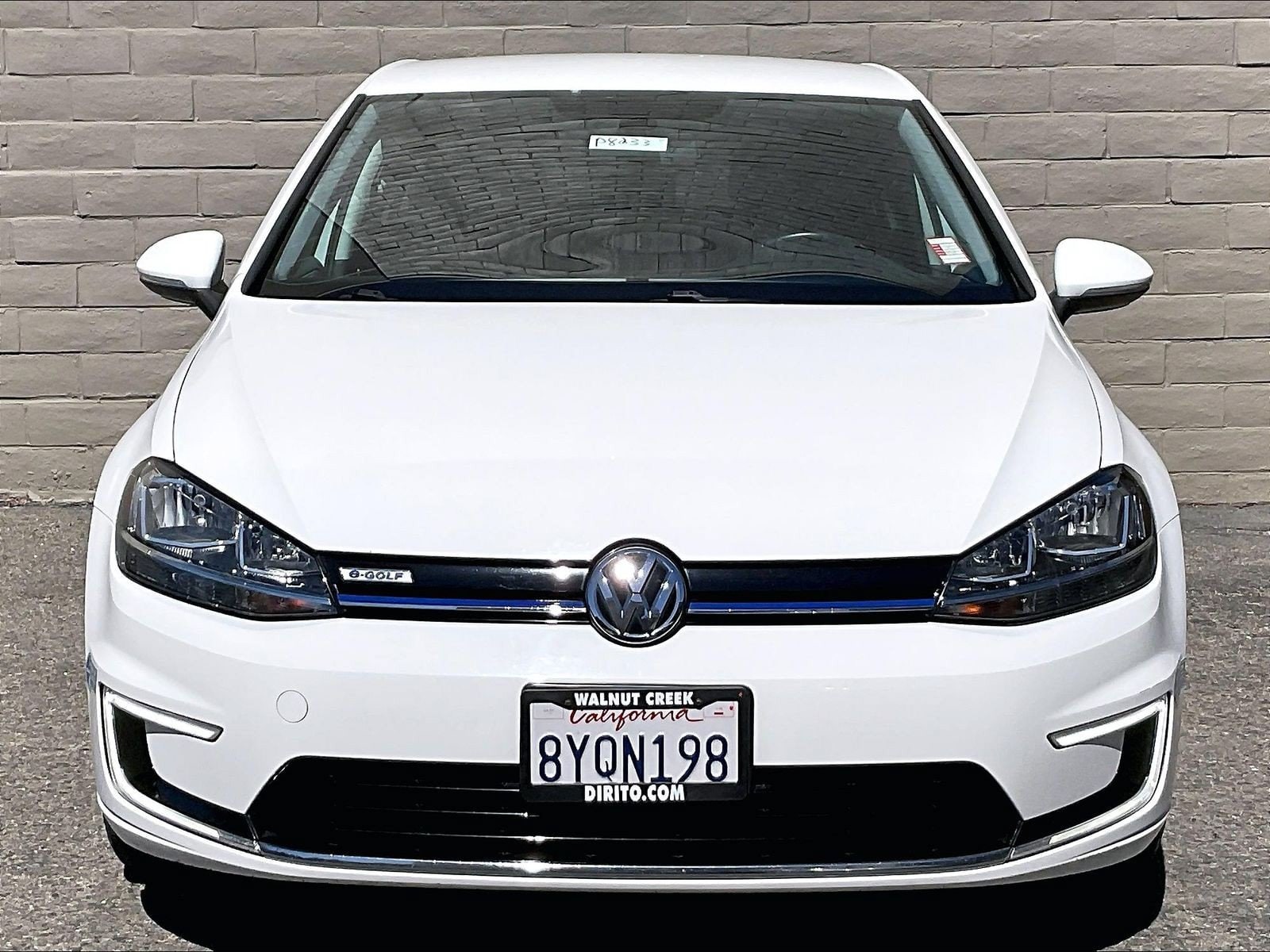 Used 2018 Volkswagen e-Golf e-Golf SE with VIN WVWKR7AU8JW907666 for sale in Walnut Creek, CA