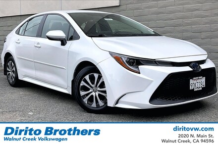 2022 Toyota Corolla Hybrid LE Sedan