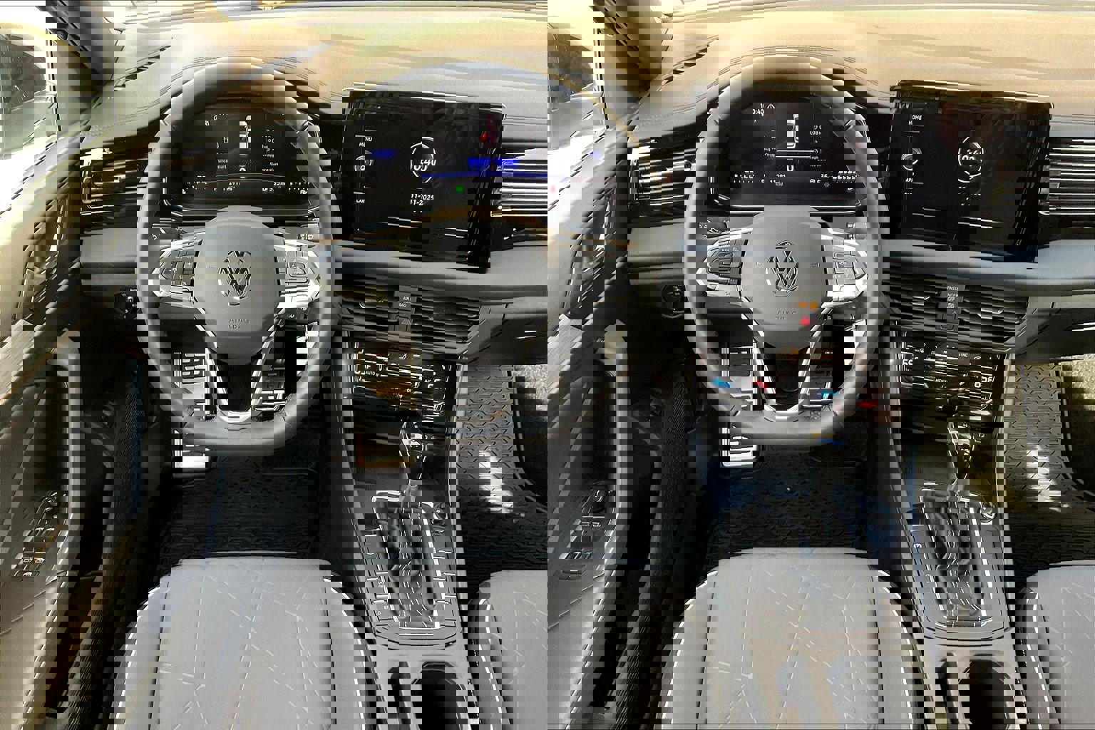 2025 Volkswagen Jetta 1.5T Sport photo 4