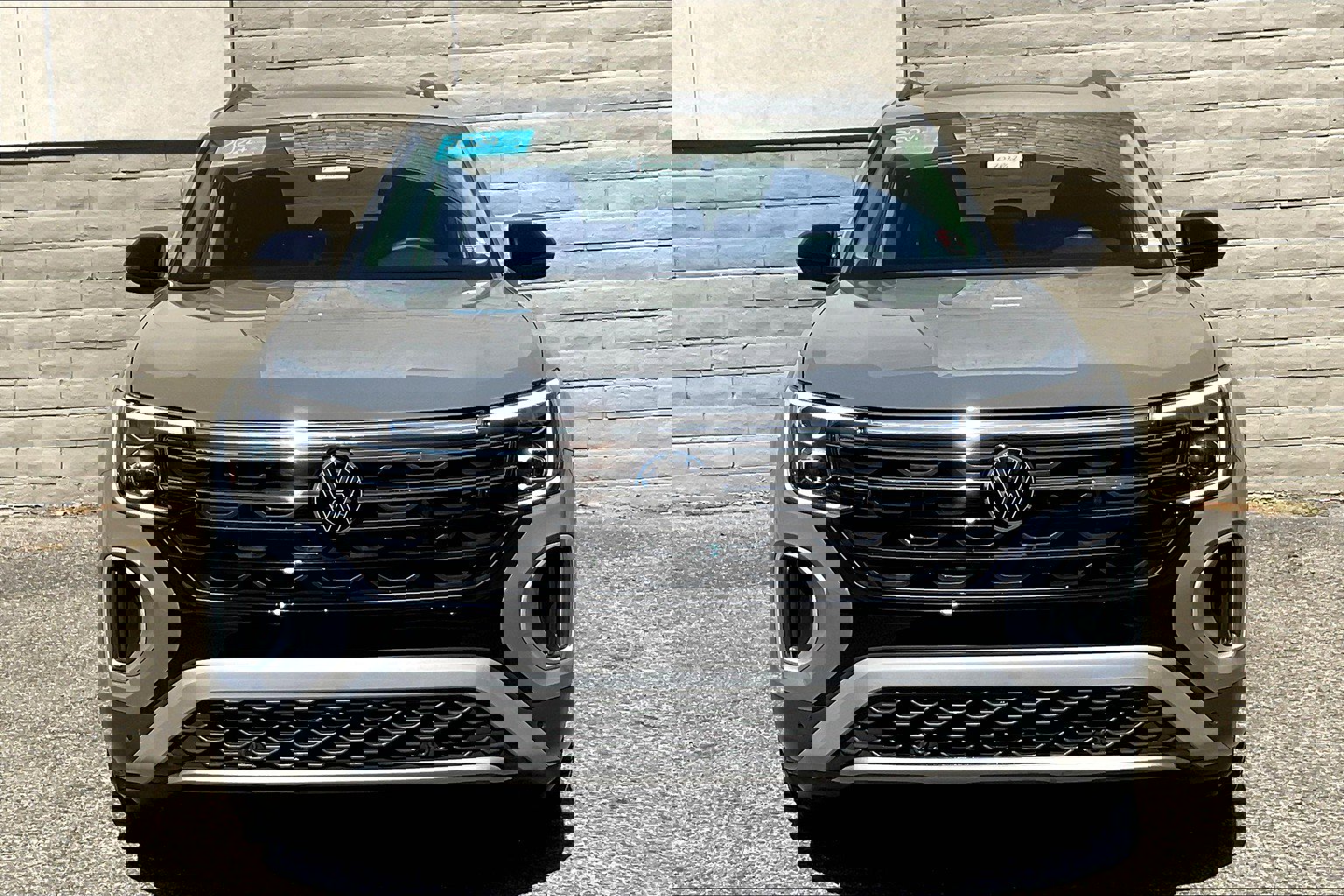 2024 Volkswagen Atlas Peak Edition SE Technology photo 2