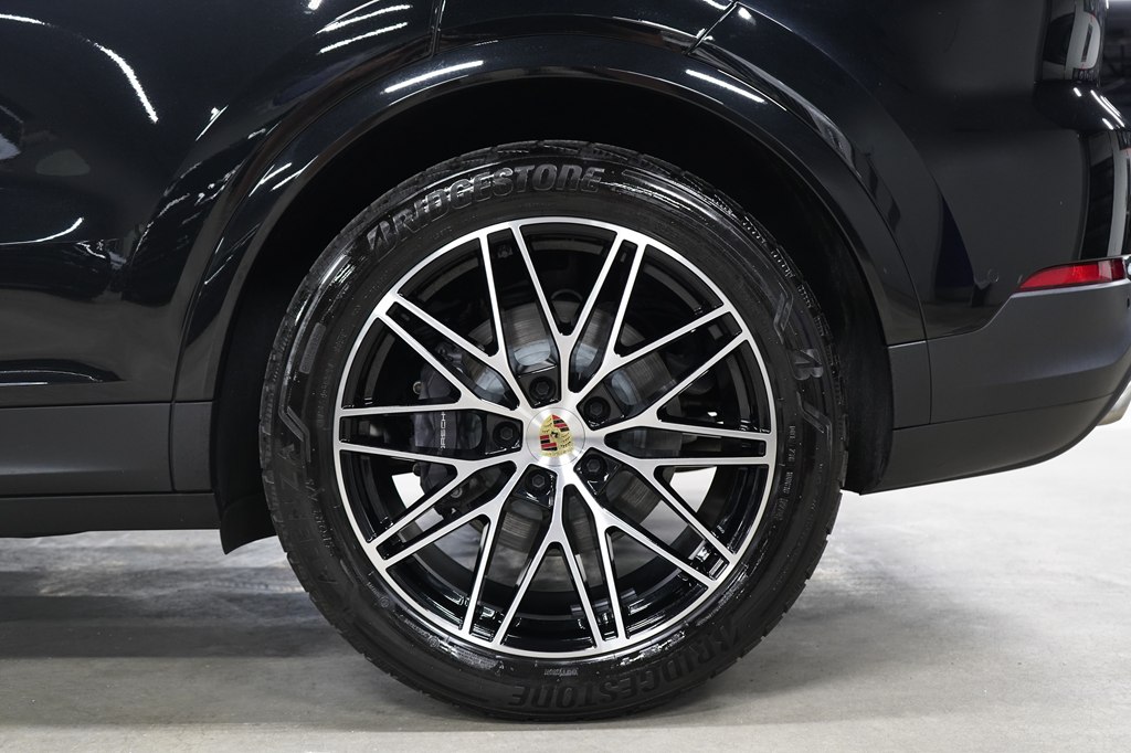 2024 Porsche Cayenne Base - Photo 34