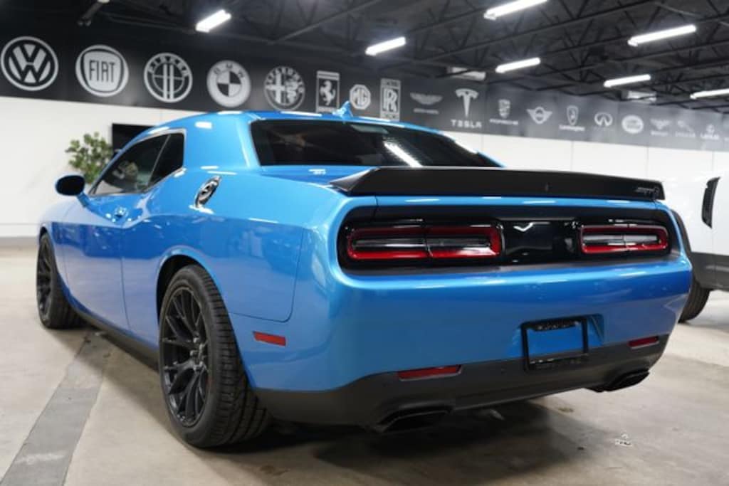 Used 2016 Dodge Challenger SRT Hellcat Coupe