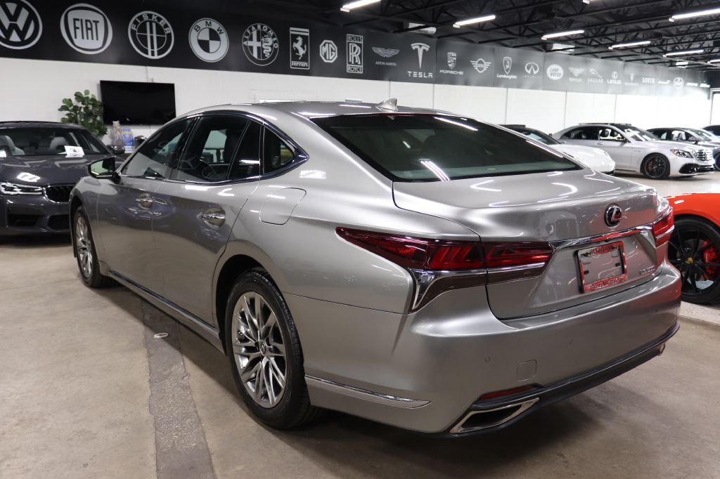 2018 Lexus LS 500 photo 3