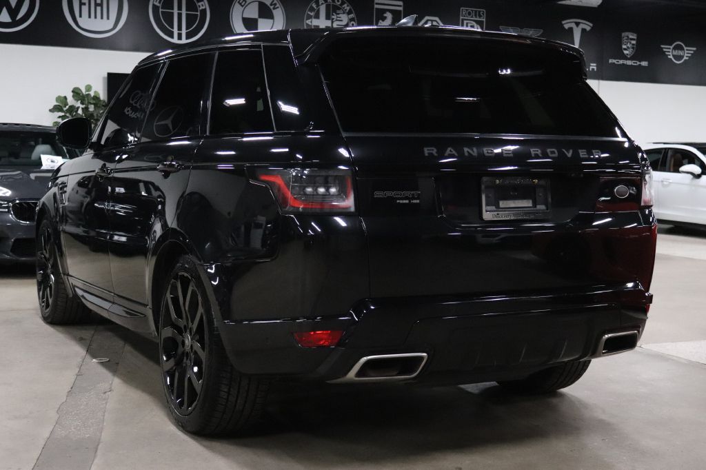 2020 Land Rover Range Rover P525 HSE photo 3
