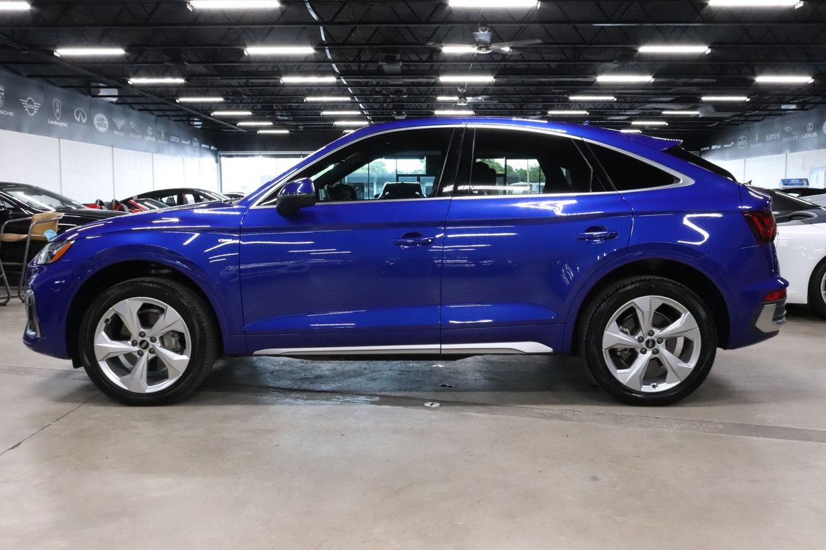 2023 Audi Q5 S line Premium Plus photo 2